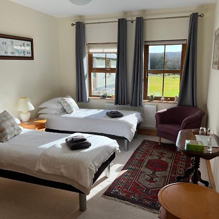 Riverbend Lodge B & B 우그테라드 외부 사진