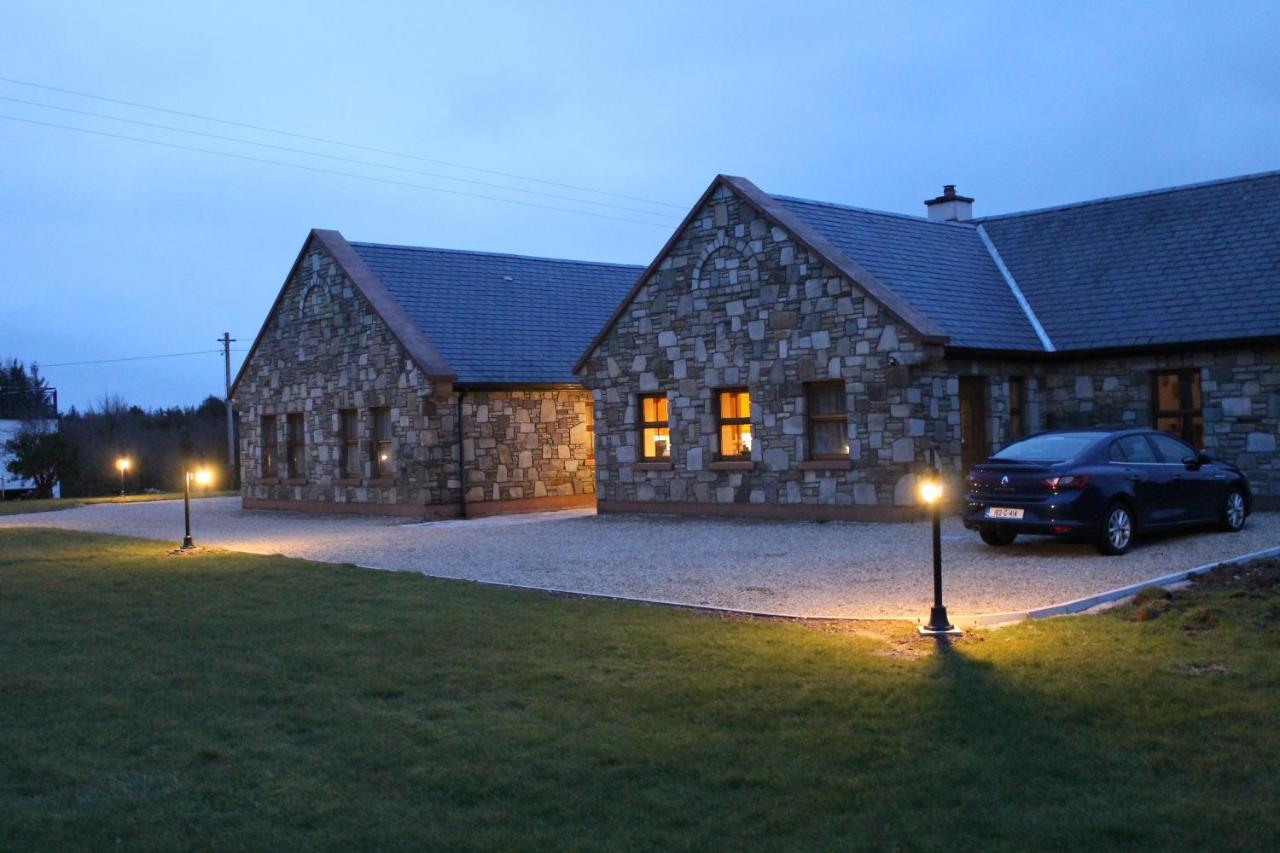 Riverbend Lodge B & B 우그테라드 외부 사진
