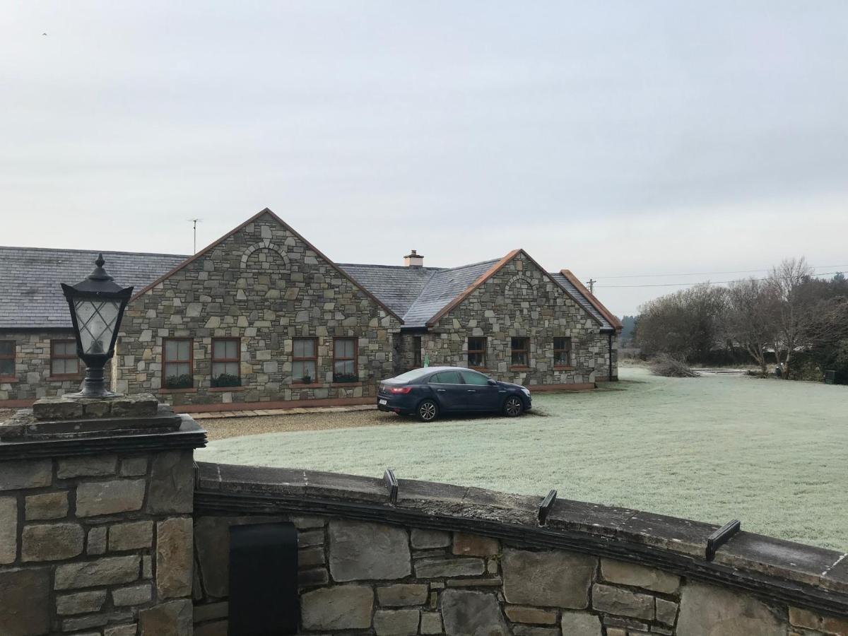 Riverbend Lodge B & B 우그테라드 외부 사진
